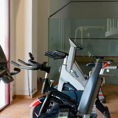 Apartment, With Indoor Pool, Jacuzzi, Sauna And Gym, In Benahavis Apartamento