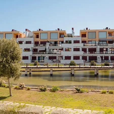 Apartment, With Indoor Pool, Jacuzzi, Sauna And Gym, In Benahavis Διαμέρισμα