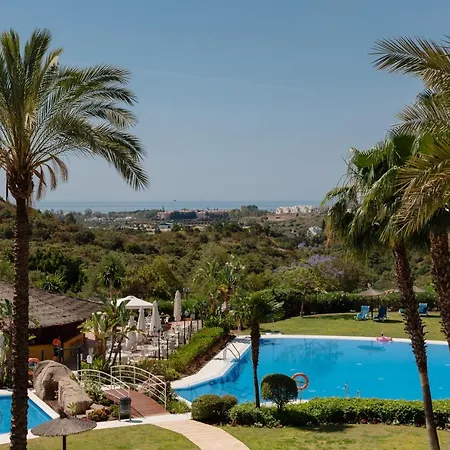 Apartment, With Indoor Pool, Jacuzzi, Sauna And Gym, In Benahavis Διαμέρισμα