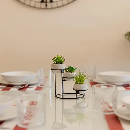 Διαμέρισμα Apartment, With Indoor Pool, Jacuzzi, Sauna And Gym, In Benahavis *